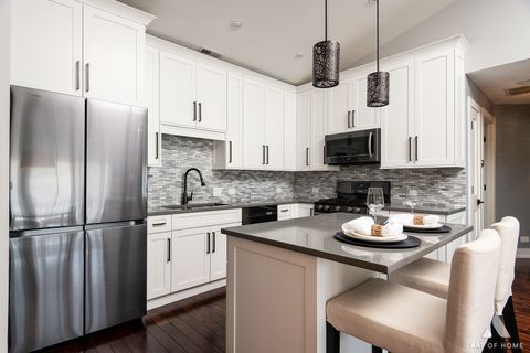 Tiny photo for 10820 Kathleen Court #D, Palos Hills, IL 60465 (MLS # 12482209)