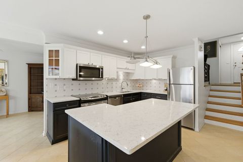 Tiny photo for 3 Robin Hood Lane, Northfield, IL 60093 (MLS # 12622279)