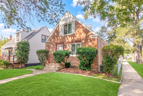 Tiny photo for 3354 N Paris Avenue, Chicago, IL 60634 (MLS # 12753390)
