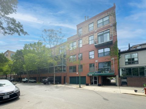 1740 N Marshfield Avenue 18 Chicago IL 60622