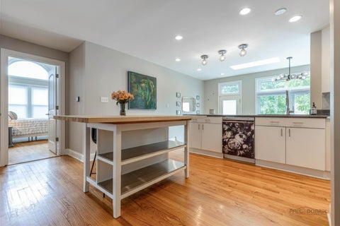 Tiny photo for 310 S Summit Street, Wheaton, IL 60187 (MLS # 12676083)