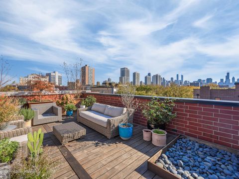 Tiny photo for 1942 N Sedgwick Street #PH, Chicago, IL 60614 (MLS # 12607063)