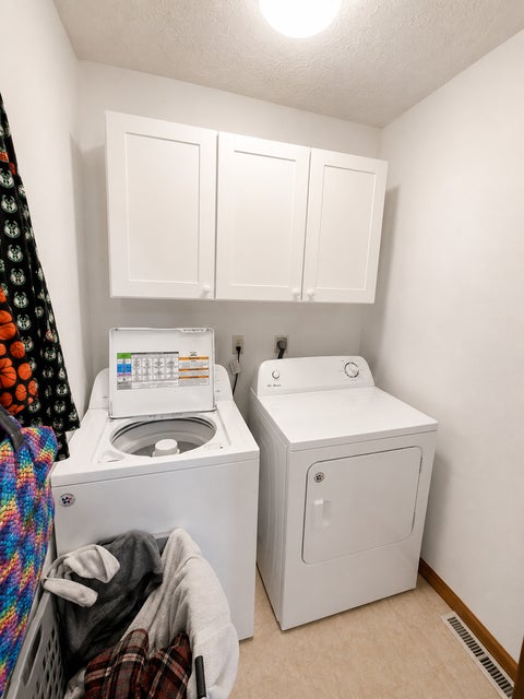 Tiny photo for 1307 Beacon Hill Court, Normal, IL 61761 (MLS # 12690119)