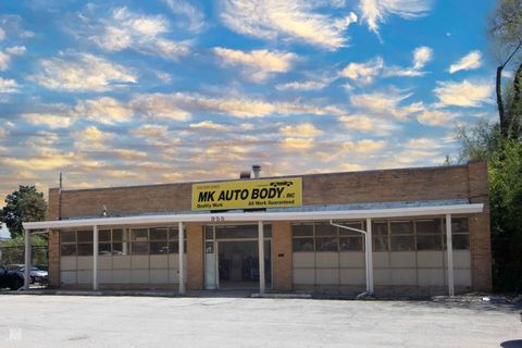 955 RAND Road Des Plaines IL 60016