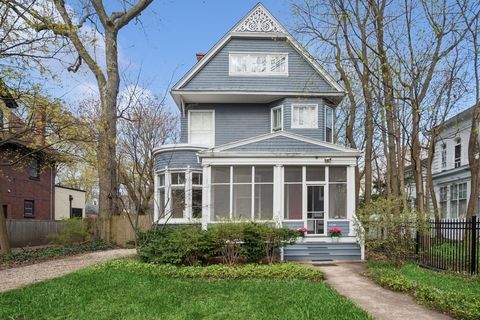 1720 Asbury Avenue Evanston IL 60201