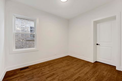 Tiny photo for 5844 W Leland Avenue, Chicago, IL 60630 (MLS # 12521154)