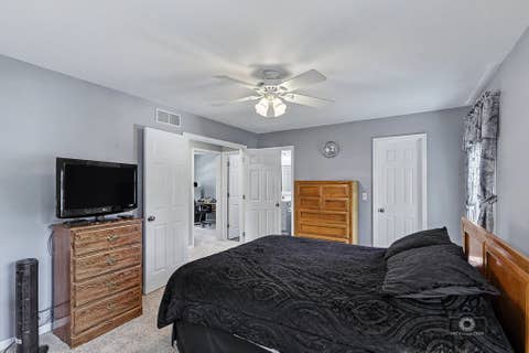 Tiny photo for 392 Basswood Court, Carol Stream, IL 60188 (MLS # 12699288)