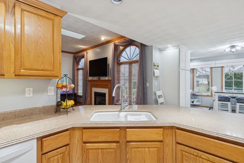 Tiny photo for 638 Merrion Road, Roscoe, IL 61073 (MLS # 12528015)