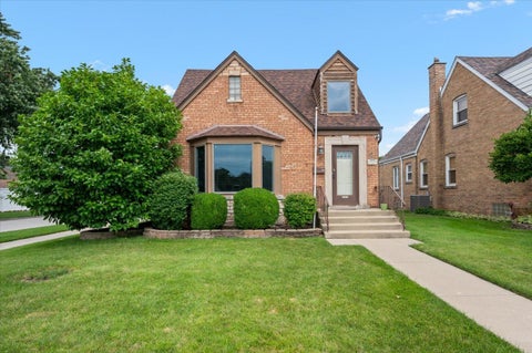 Photo of 7259 N Odell Avenue, Chicago, IL 60631 (MLS # 12726238)