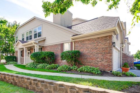 Photo of 561 saddlebrook Lane #0, Vernon Hills, IL 60061 (MLS # 12461947)