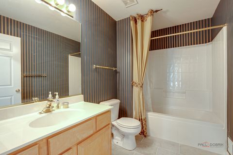 Tiny photo for 561 saddlebrook Lane #0, Vernon Hills, IL 60061 (MLS # 12461947)
