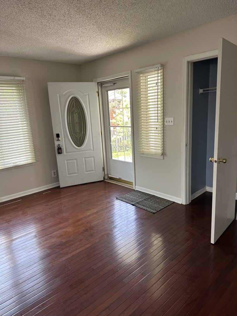 1326 Post Oak Court 1