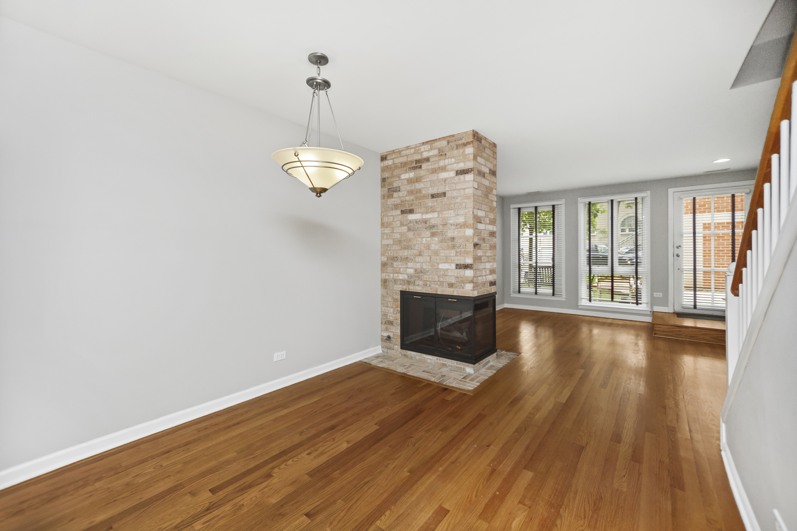 1321 S Plymouth Court I