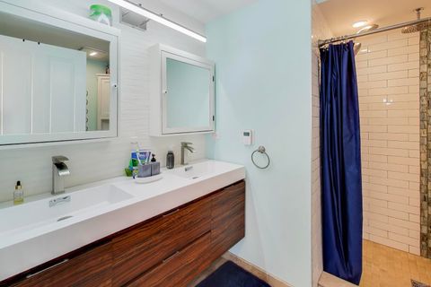 Tiny photo for 29 S Iowa Avenue, Addison, IL 60101 (MLS # 12550845)