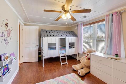 Tiny photo for 29 S Iowa Avenue, Addison, IL 60101 (MLS # 12550845)