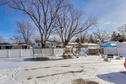Tiny photo for 29 S Iowa Avenue, Addison, IL 60101 (MLS # 12550845)