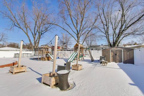 Tiny photo for 29 S Iowa Avenue, Addison, IL 60101 (MLS # 12550845)
