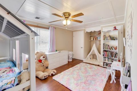 Tiny photo for 29 S Iowa Avenue, Addison, IL 60101 (MLS # 12550845)