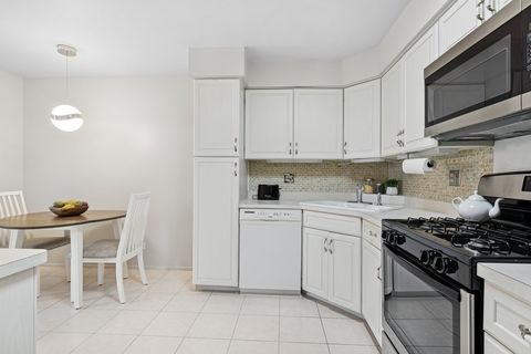 Tiny photo for 175 Lake Boulevard #345, Buffalo Grove, IL 60089 (MLS # 12561050)