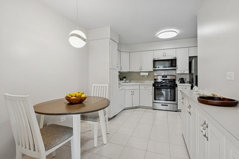 Tiny photo for 175 Lake Boulevard #345, Buffalo Grove, IL 60089 (MLS # 12561050)