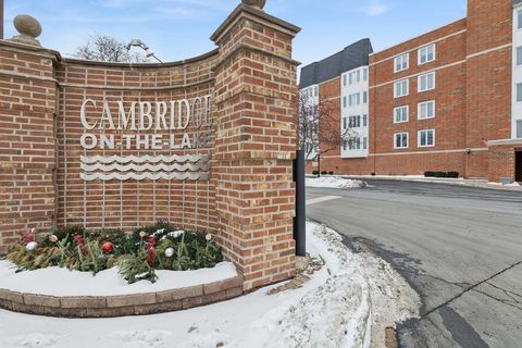 Tiny photo for 175 Lake Boulevard #345, Buffalo Grove, IL 60089 (MLS # 12561050)