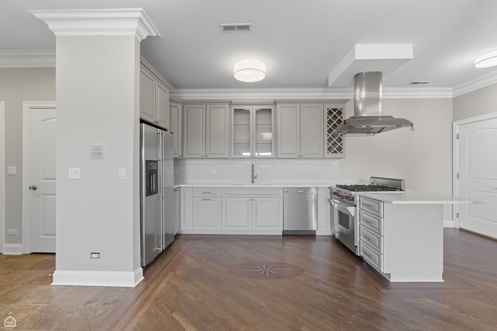 2400 W Warner Avenue 4E