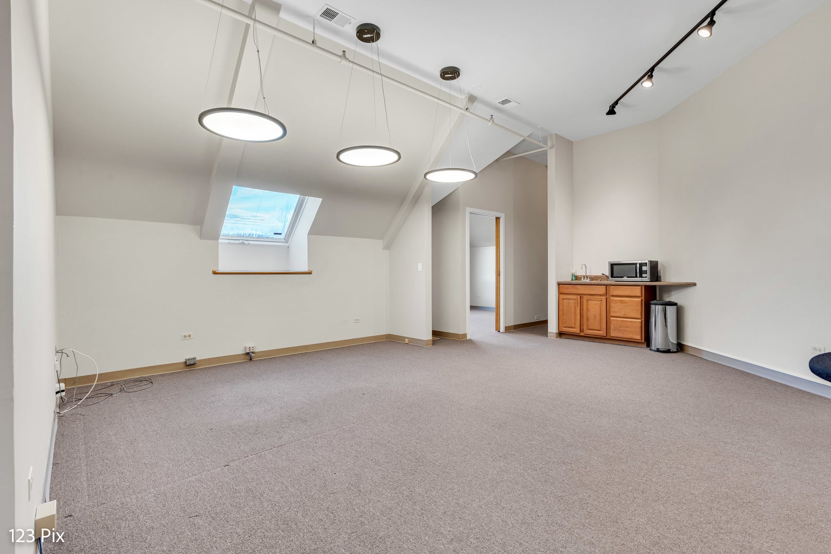 200 N Northwest Highway 301