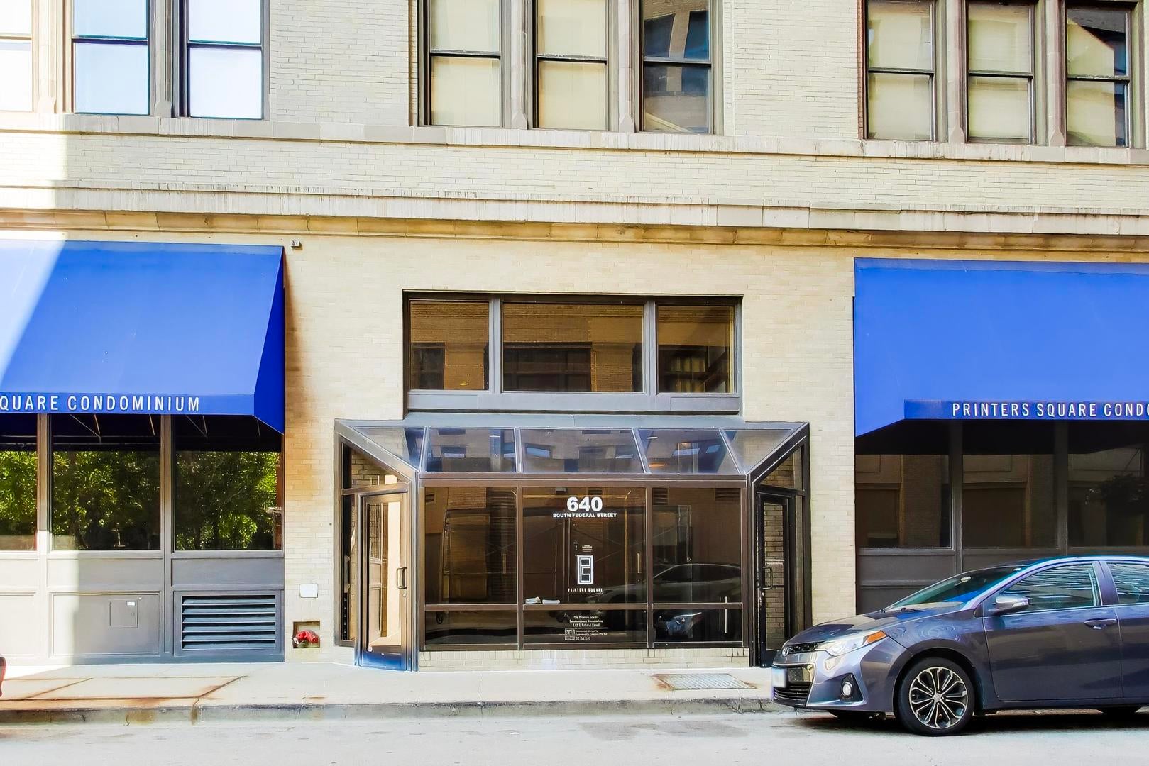 640 S Federal Street 807