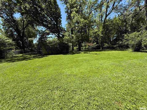 Tiny photo for 1312 W Sycamore Street, Carbondale, IL 62901 (MLS # 12719899)