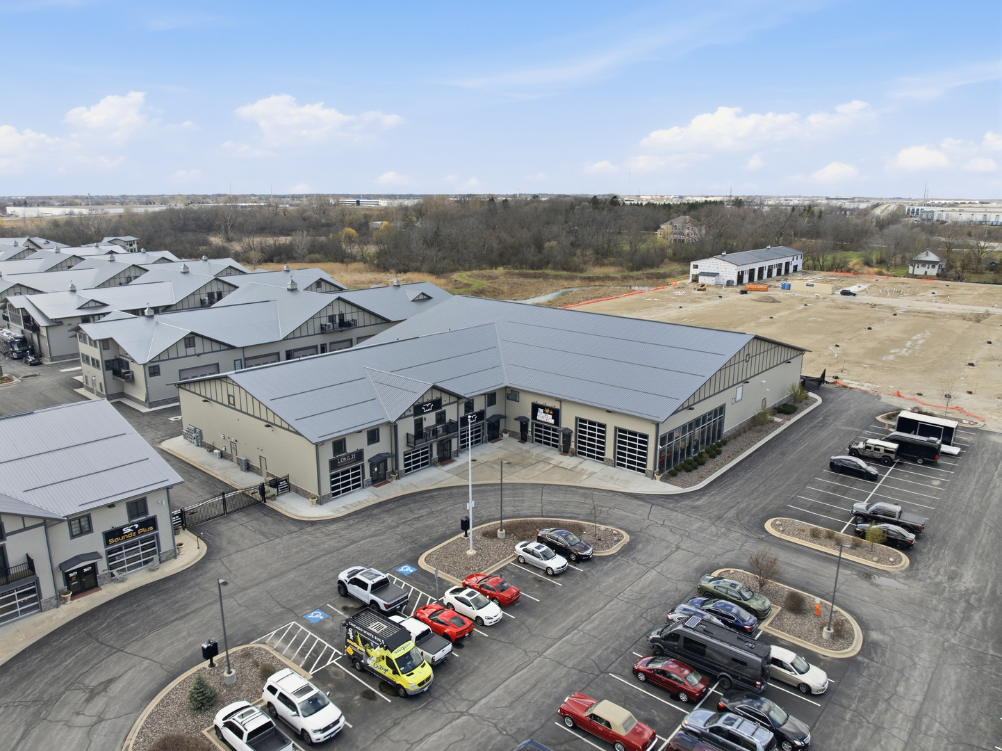 2112 Ferry Road 106