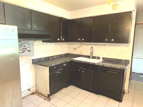 Tiny photo for 17622 Oakwood Drive, Hazel Crest, IL 60429 (MLS # 12492881)