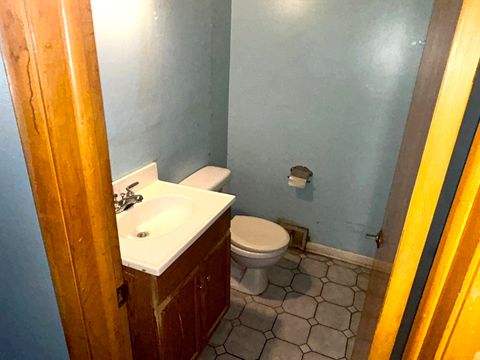 Tiny photo for 17622 Oakwood Drive, Hazel Crest, IL 60429 (MLS # 12492881)