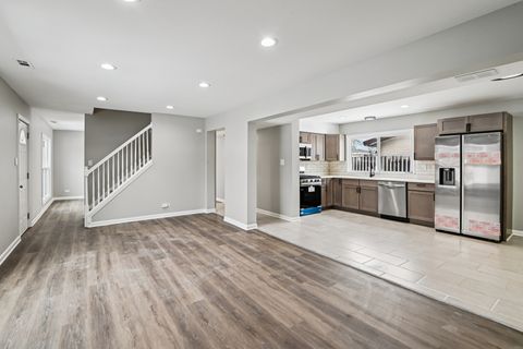 Tiny photo for 3403 Fountainbleau Drive, Hazel Crest, IL 60429 (MLS # 12592015)