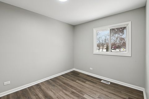 Tiny photo for 3403 Fountainbleau Drive, Hazel Crest, IL 60429 (MLS # 12592015)