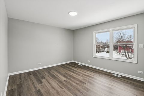 Tiny photo for 3403 Fountainbleau Drive, Hazel Crest, IL 60429 (MLS # 12592015)