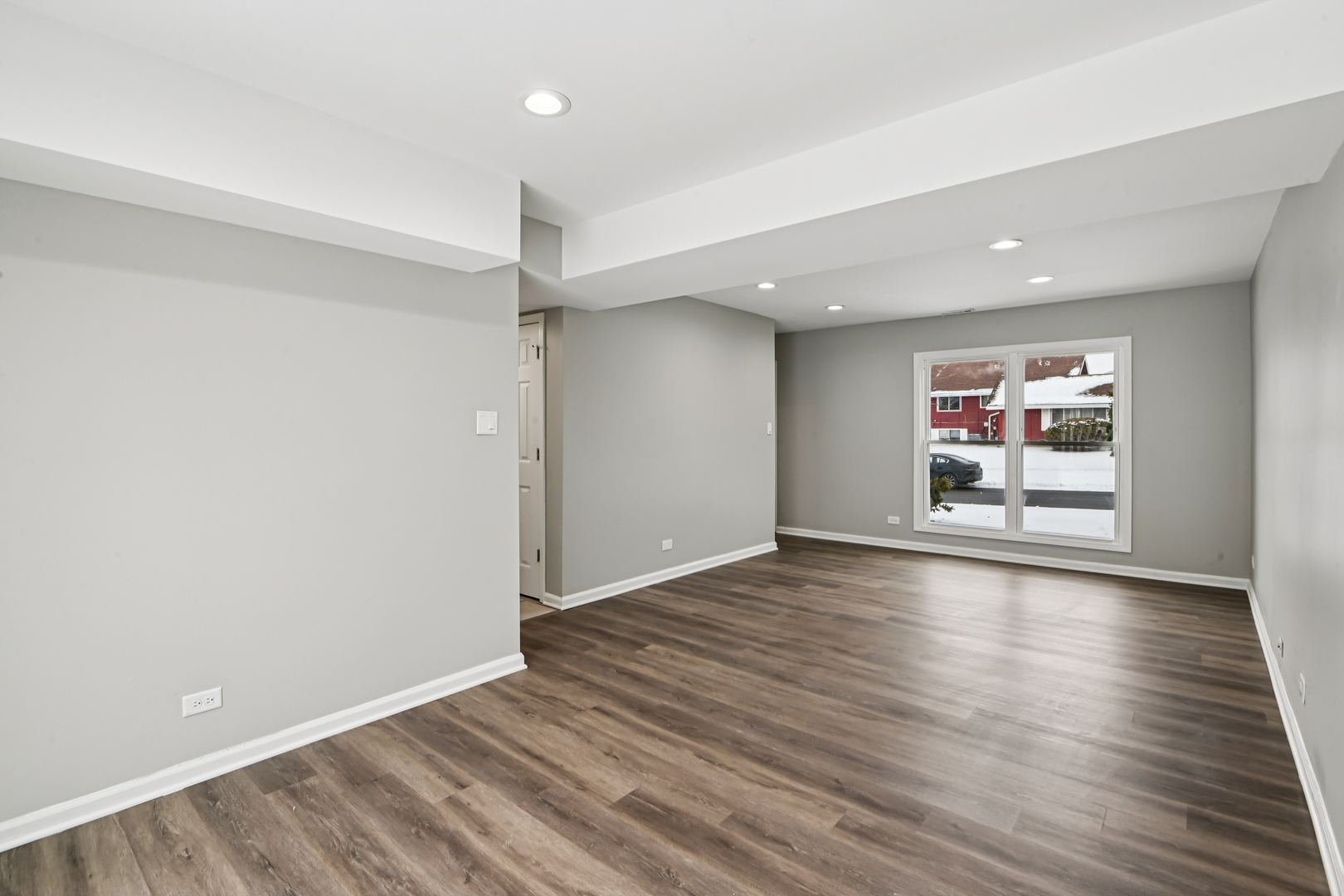 3403 Fountainbleau Drive