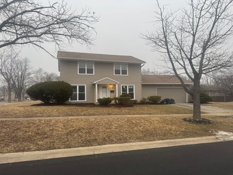 Photo of 3403 Fountainbleau Drive, Hazel Crest, IL 60429 (MLS # 12592015)