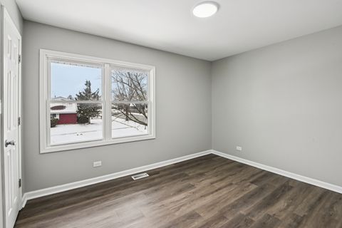 Tiny photo for 3403 Fountainbleau Drive, Hazel Crest, IL 60429 (MLS # 12592015)