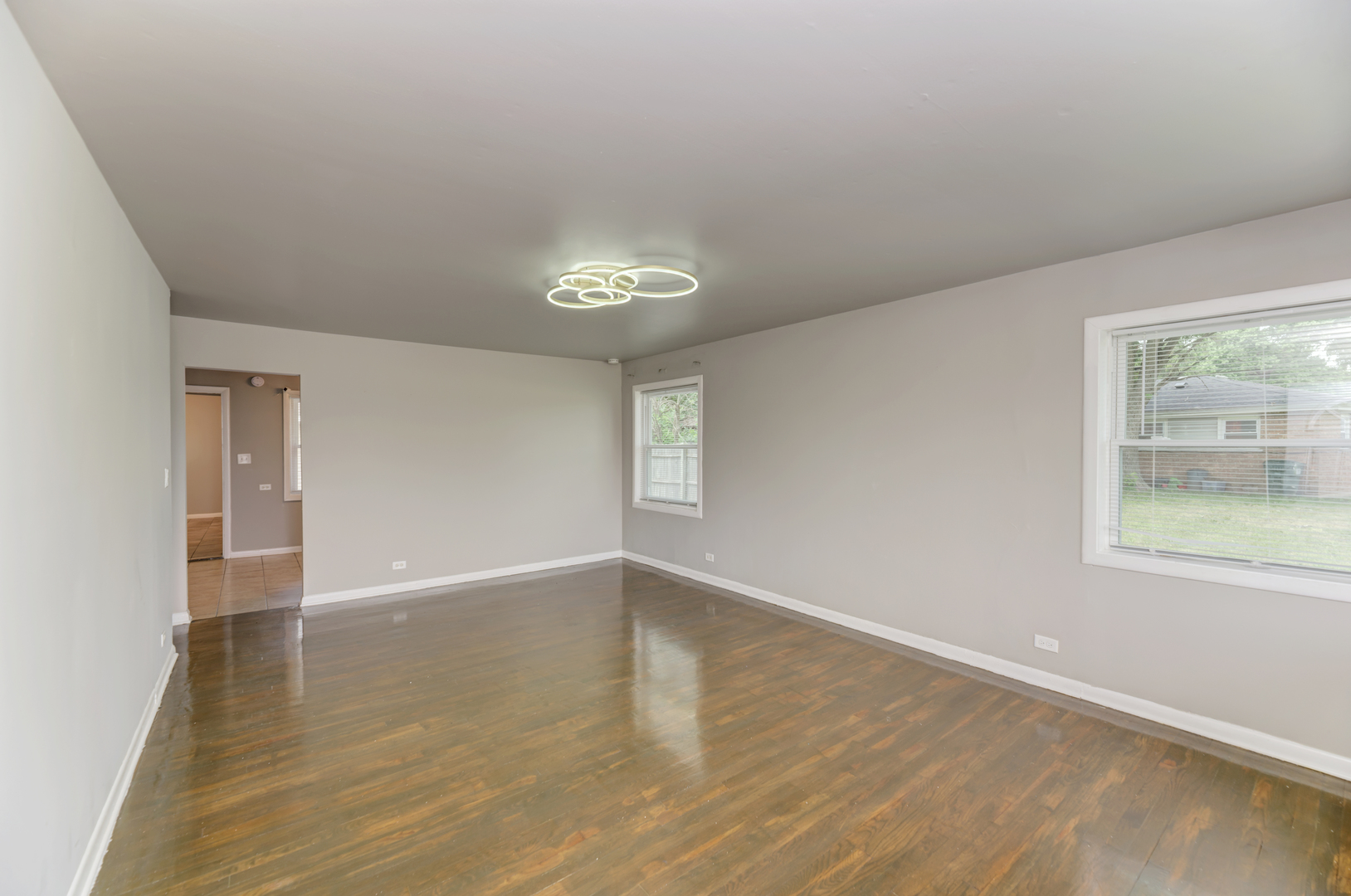 2837 Oxford Drive
