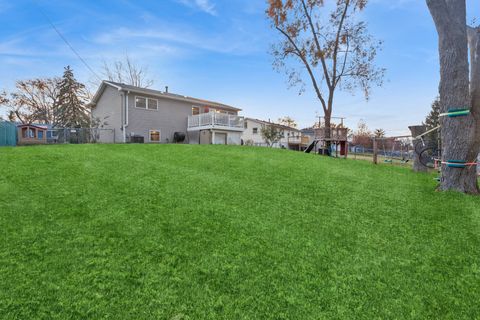 Tiny photo for 3008 Scenicwood Lane, Woodridge, IL 60517 (MLS # 12513219)