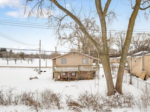 Tiny photo for 4381 Safford Road, Rockford, IL 61101 (MLS # 12533246)