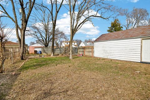 Tiny photo for 2823 Ridgeway Avenue, Rockford, IL 61101 (MLS # 12602500)