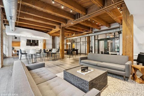 Tiny photo for 1040 W Adams Street #110, Chicago, IL 60607 (MLS # 12614956)