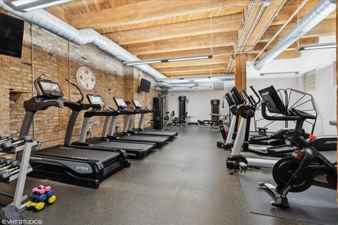 Tiny photo for 1040 W Adams Street #110, Chicago, IL 60607 (MLS # 12614956)