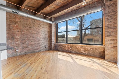 Tiny photo for 1040 W Adams Street #110, Chicago, IL 60607 (MLS # 12614956)