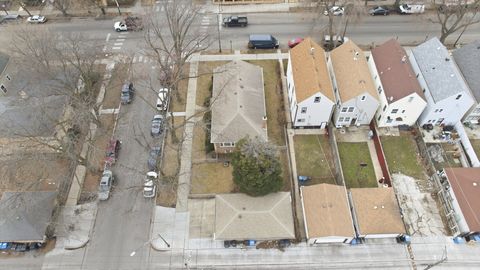 Tiny photo for 4559 S California Avenue, Chicago, IL 60632 (MLS # 12556551)