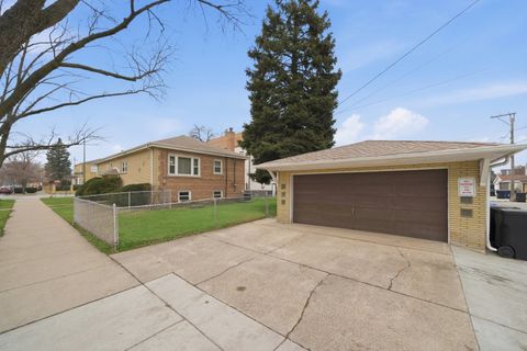 Tiny photo for 4559 S California Avenue, Chicago, IL 60632 (MLS # 12556551)