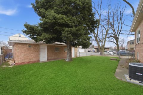 Tiny photo for 4559 S California Avenue, Chicago, IL 60632 (MLS # 12556551)