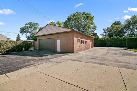 Tiny photo for 10510 W Fullerton Avenue, Leyden Township, IL 60164 (MLS # 12401098)