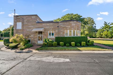 Tiny photo for 10510 W Fullerton Avenue, Leyden Township, IL 60164 (MLS # 12401098)